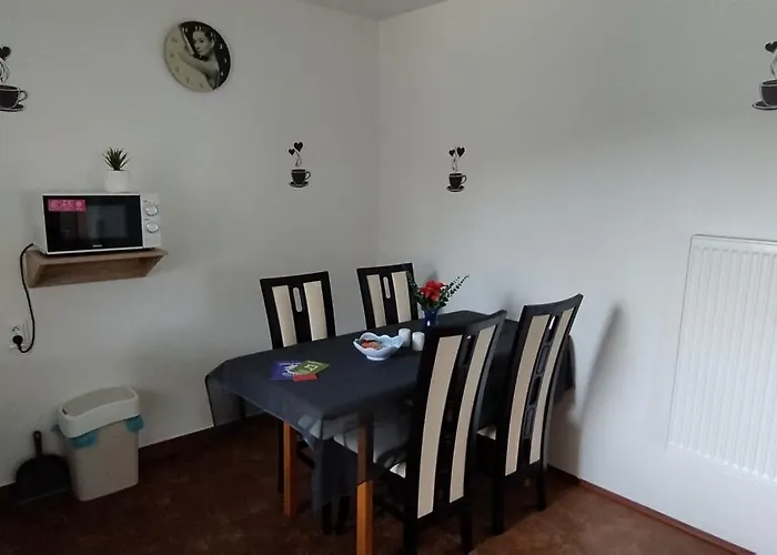 Pod Lesem Apartamento Hradek (Usti nad Orlici)